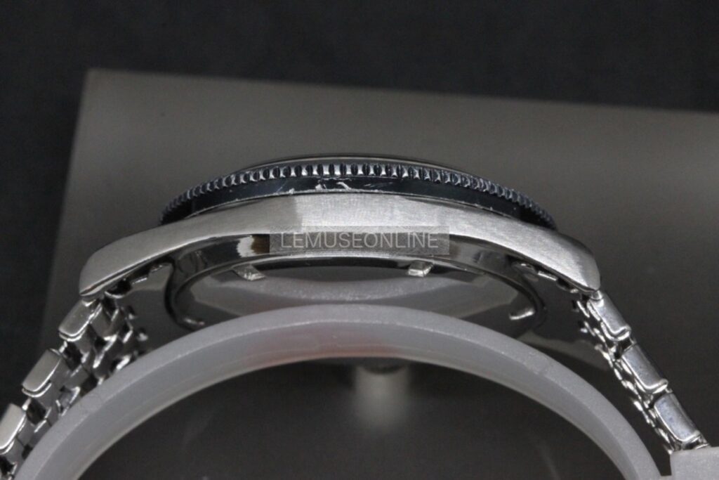 Universal Genève Polerouter Sub