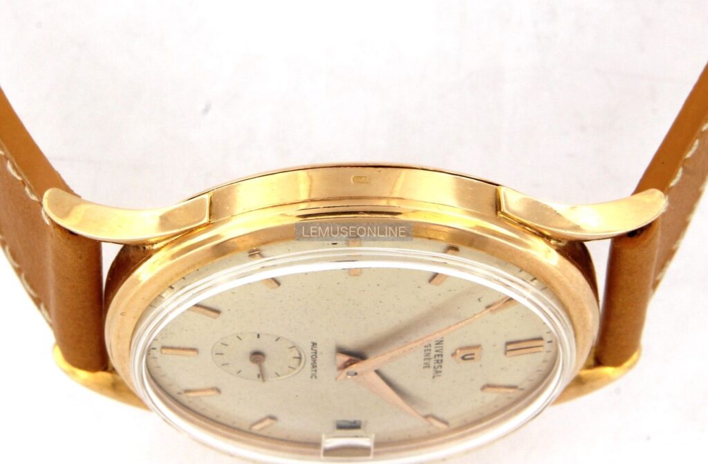 Universal Geneve Oversize